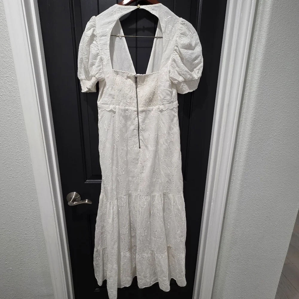 NWOT Alice & Olivia White Puff Sleeve Cotton Embroidered Midi Dress Sz 6 - Picture 7 of 8